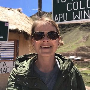 Meet your Posher, Suzanne